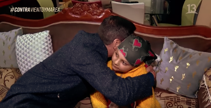 “Contra viento y marea”: “Pancho” Saavedra tuvo que parar grabación al emocionarse con historia de Benjamín