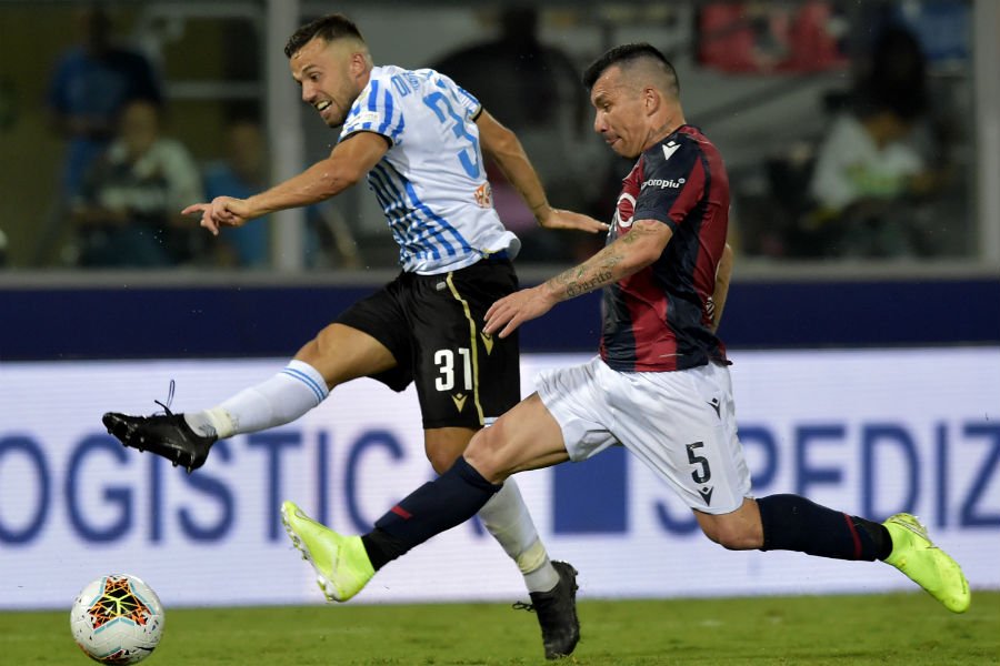 Bologna con Gary Medel como titular dio vuelta un increíble partido al Brescia