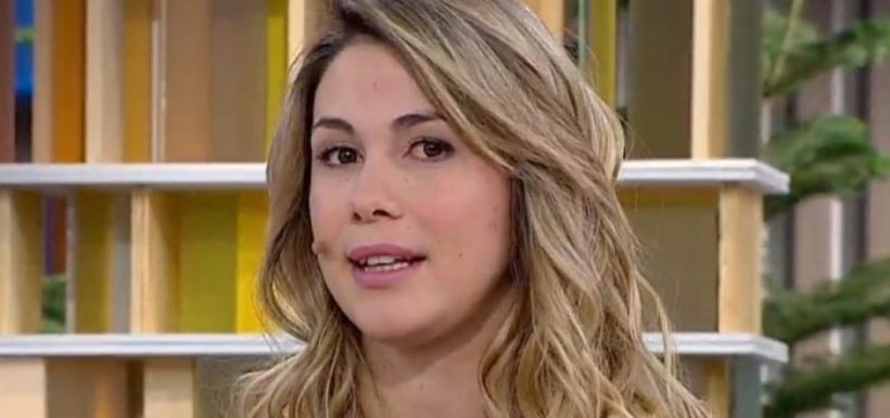 “Te ríes de la gente”: Laura Prieto desató ira en las redes tras publicar “inocente” desnudo