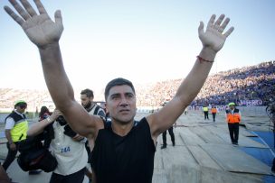 David Pizarro fue ovacionado por los hinchas de la Roma en el Estadio Olímpico