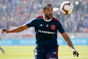 Beausejour regresa al equipo titular con un rol clave en la U de Caputto