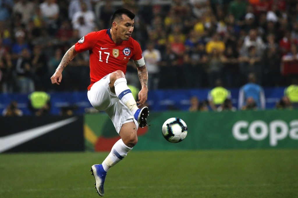 Gary Medel será titular en el duelo del Bologna con Spal en Italia