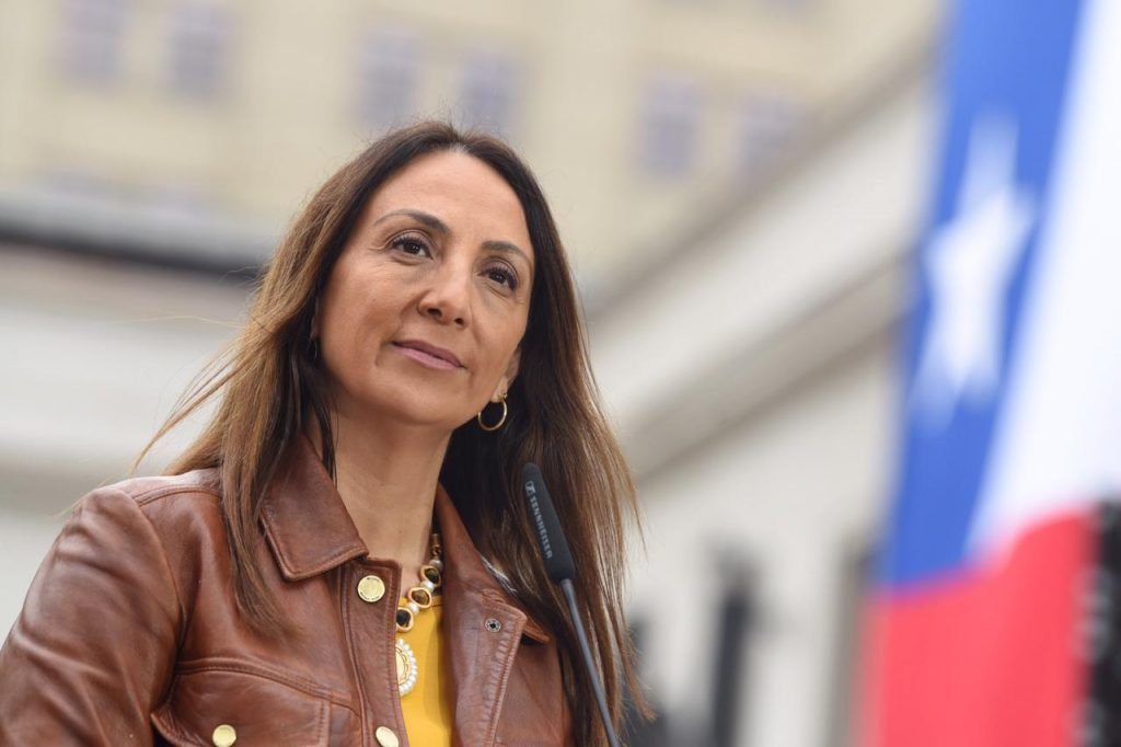 Vocera de Gobierno: Camila Vallejo aumentó popularidad “a costa de violar la Constitución”