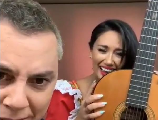 “Ya me has pegado tres cachuchazos”: La hilarante parodia de Pamela Díaz y Viñuela al viral de “Adiós Tía Paty”