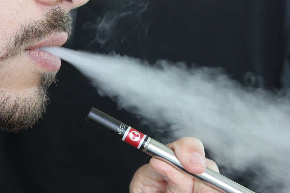 Subsecretaria de Salud: “Esperamos presentar una ley para regular los vapeadores, al igual como se regula el tabaco”