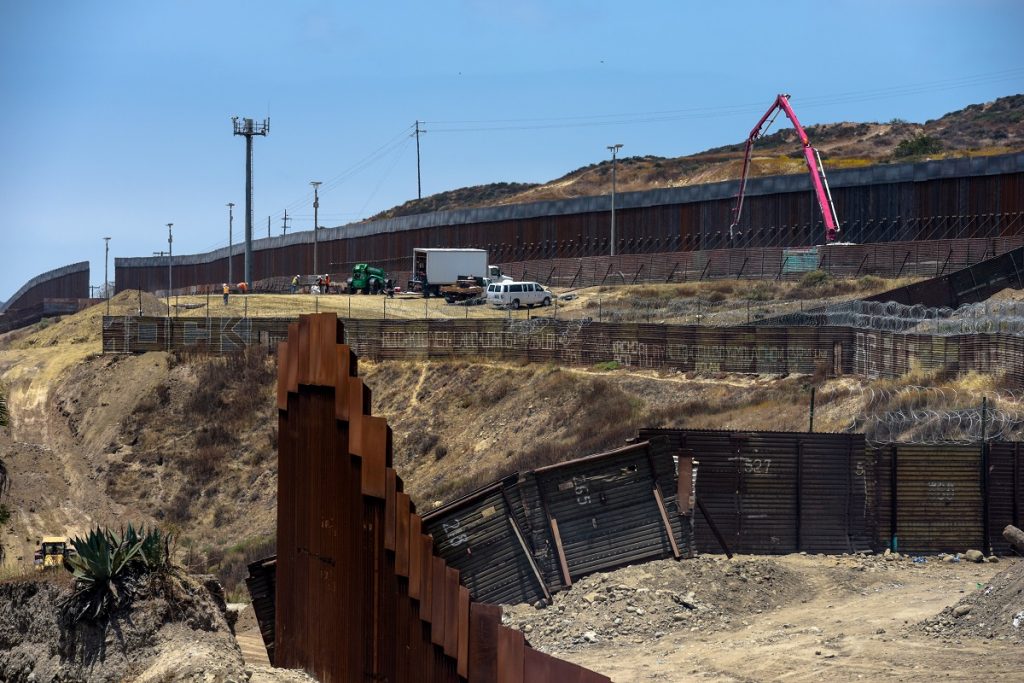 Pentágono desbloqueó USD 3.600 millones para muro en la frontera con México