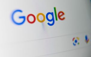 Francia multa a Google con 150 millones de euros por abuso en su plataforma publicitaria