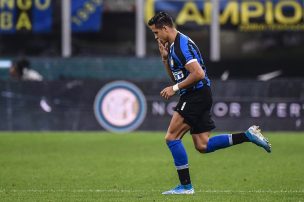 Alexis Sánchez ingresó en el segundo tiempo en la victoria del Inter sobre la Lazio en el Calcio