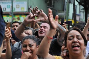 FOTOS | México llora y canta tras muerte del ídolo musical José José