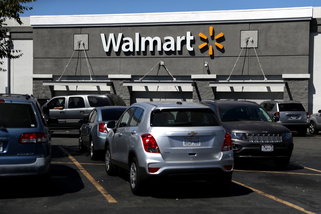 Walmart dejará de vender algunas municiones en EEUU, incluso para pistolas