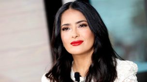 Salma Hayek celebró su cumpleaños 53 con un diminuto bikini