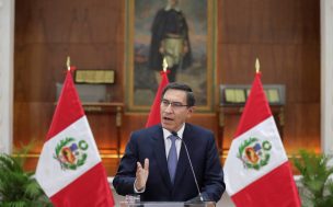 Presidente de Perú anuncia disolución constitucional del Congreso