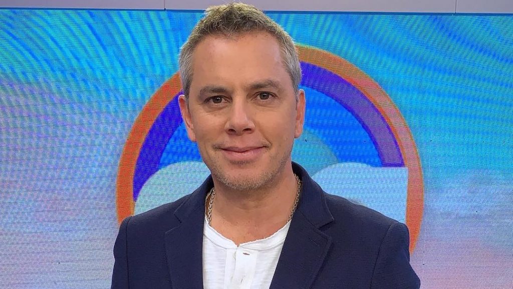 “Que preciosa esa santita”: José Miguel Viñuela publicó fotos de su hija recién bautizada