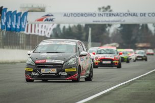 Patricio Naranjo ganó una electrizante séptima fecha de la TP Race