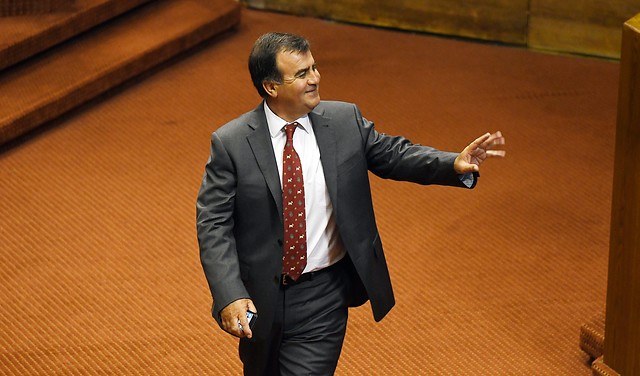 Diputado Prieto invitó a quienes no les gusta el rodeo “a que se vayan del país porque dan pena”
