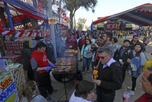 Municipalidad de Santiago cifra en 30 mil personas asistentes a Parque O’Higgins