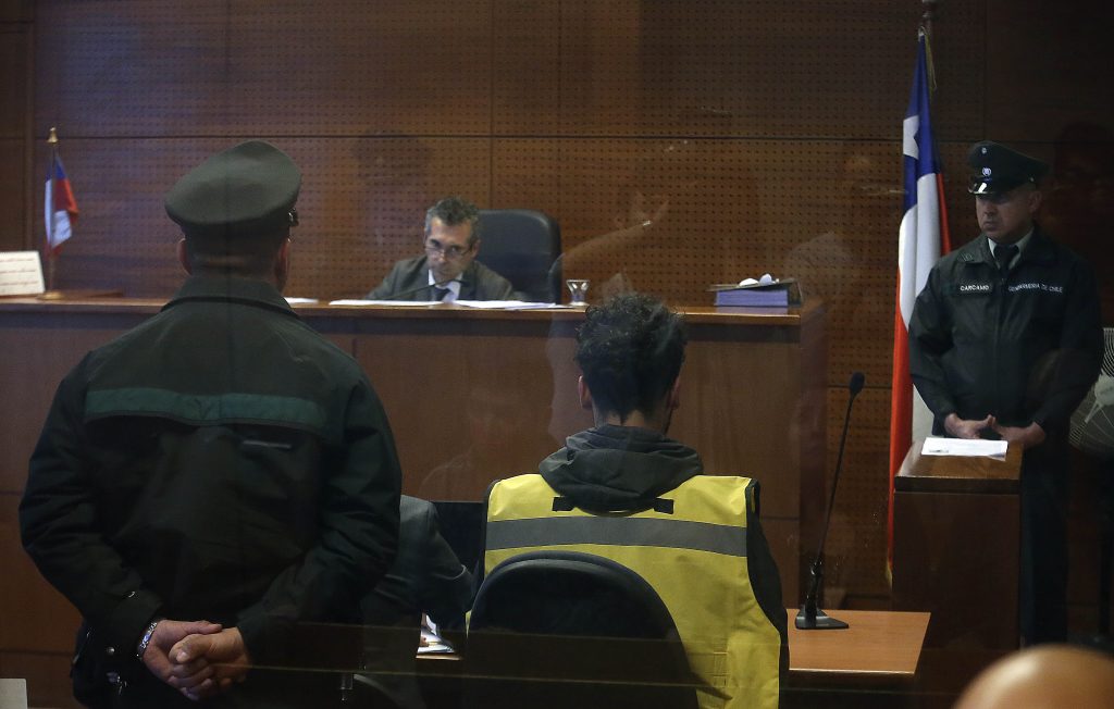 Prisión preventiva para hombre que lanzó bombas molotov en Providencia