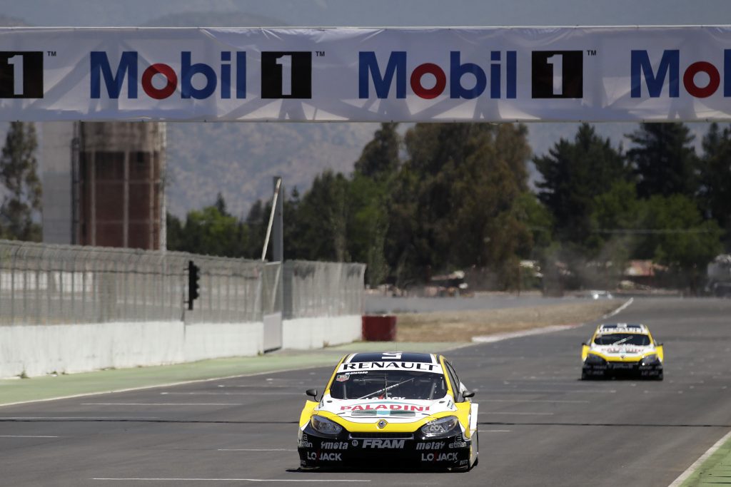 Ferrari Challenge: Benjamín Hites vuelve a ganar en Estados Unidos