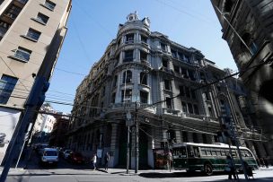 Rematarán el edificio de la Bolsa de Valparaíso