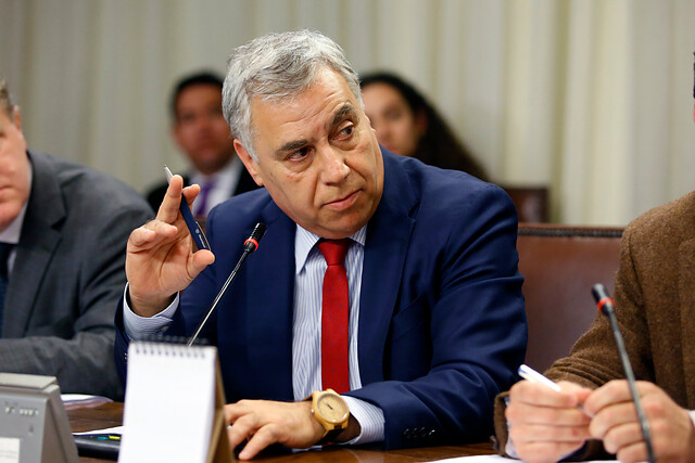 Celso Morales (UDI): “Resultado de la comisión revisora de la acusación contra ministra Cubillos no es vinculante”