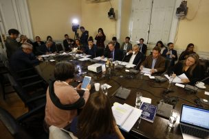 Comisión Cubillos: Expertos en Derecho Constitucional descartaron delitos