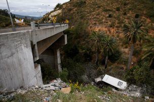 Rescatan cuerpo de chofer que desbarrancó en Las Palmas luego de tres horas de labores