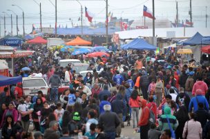 La Pampilla congregó sobre 100 mil personas durante su primera jornada