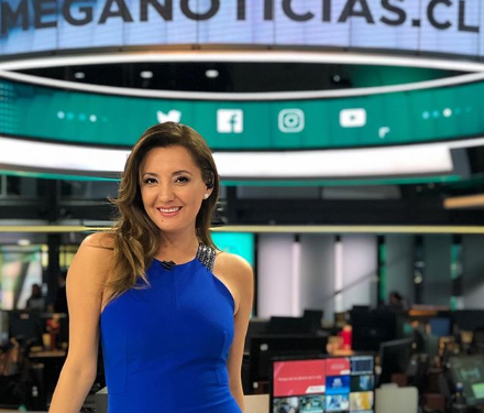 Priscilla Vargas se llena de elogios tras posar con vestido heredado de su madre