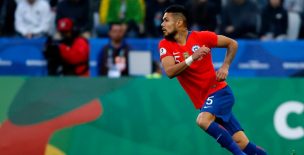 Hinchas no entienden por qué Reinaldo Rueda eligió a Paulo Díaz como capitán ante Honduras