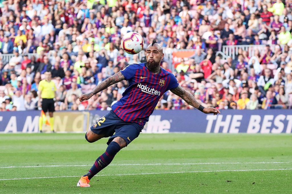 Arturo Vidal sería “falso 9” en su posible primer duelo como titular de la temporada