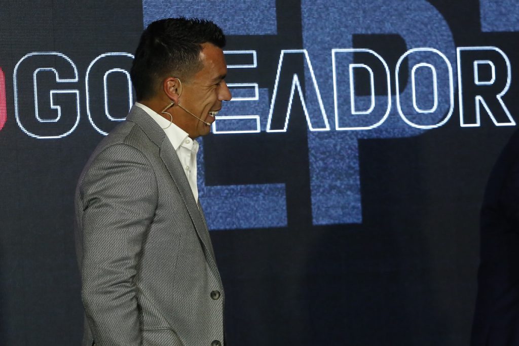Esteban Paredes y continuidad en Colo Colo: “La decisión será a fin de año”