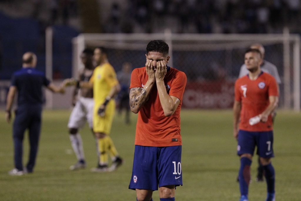 Prensa hondureña se rindió ante su selección: “Puso de rodillas a Chile”