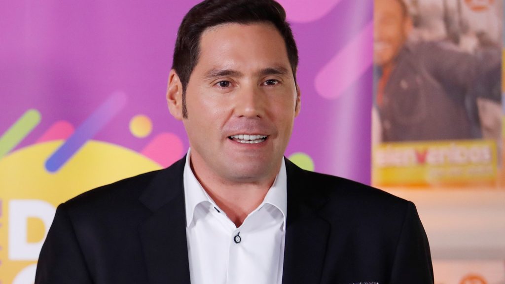 “Estaba histérico”: “Pancho” Saavedra vivió incómodo momento durante transmisión de “Aquí somos todos”