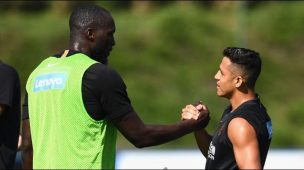 Lukaku se rinde ante Alexis: 