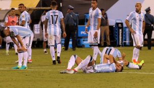 DT de Argentina se molestó tras preguntas sobre las finales perdidas con la Roja y Alemania