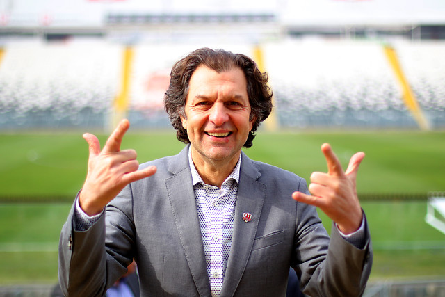 Aníbal Mosa y el futuro de Mario Salas: “El clásico no es determinante para su continuidad”