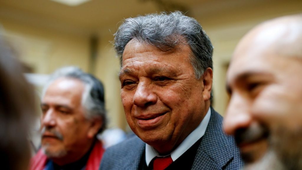 Elías Figueroa: “Mi mejor regalo es encontrar la solución para ser un país justo, unido y feliz”