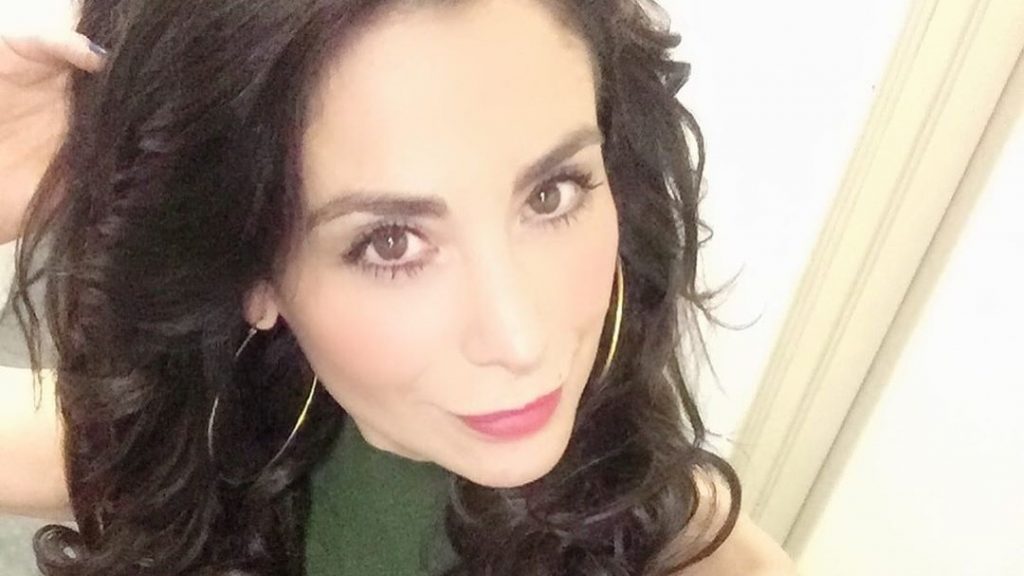 Yamna Lobos respondió a críticas por su “locura de amor”: “Que absurdo todo lo que se armó”