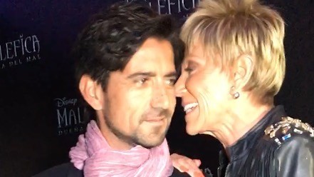 VIDEO | “No me agarres así”: Raquel Argandoña protagoniza confuso incidente con periodista de “Intrusos”