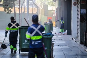 Diputado Durán propone pena de cárcel para quien orine o defeque en la calle