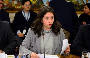 Gael Yeomans deja investigación contra diputado Pedro Velásquez