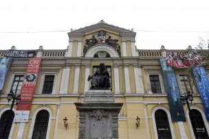 Diputados y ex presidentes de la FECH se pronuncian en caso de Polette Vega