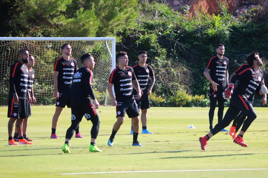 Reinlado Rueda comienza a definir el once en amistoso con la Sub 17