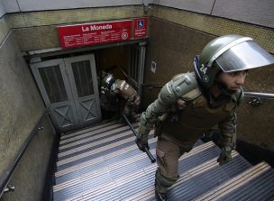 Tres evasores del Metro quedaron con prohibición de acercarse al servicio