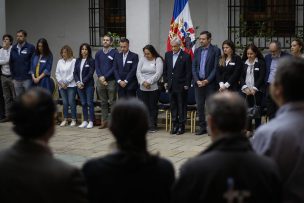 Presidente Piñera encabeza minuto de silencio por los 19 fallecidos durante las manifestaciones