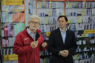 Ministro Fontaine: Farmacias y laboratorios deben adaptarse a precios más económicos