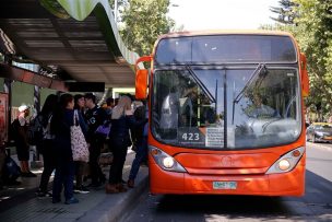 Refuerzan buses en La Pintana, San Bernardo y El Bosque por paro de choferes