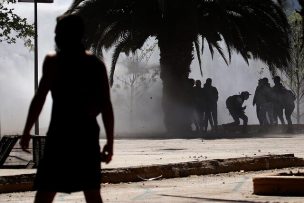 Nueva manifestación en Plaza Italia con hechos de violencia