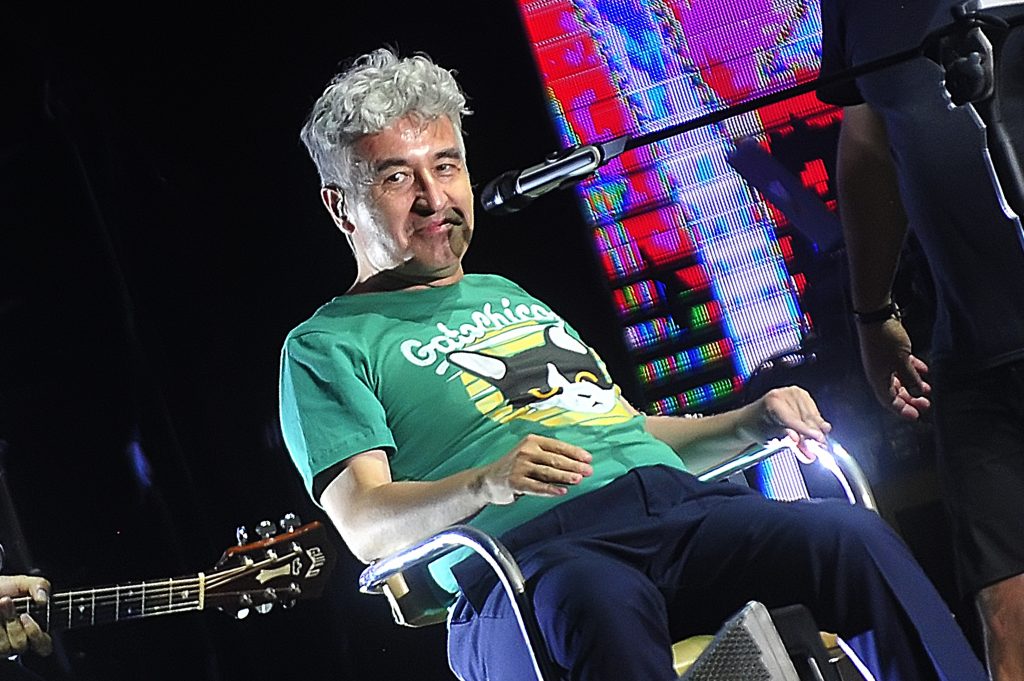 Jorge González: Es triste que se siga cantando “El baile de los que sobran”