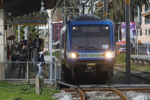 Metro Valparaíso suspende operaciones este domingo debido a ataques a estaciones